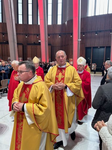 18.10.2025 – Relikwie bł. Stanisława Kostki Starowieyskiego w Świątyni Opatrzności Bożej w Warszawie