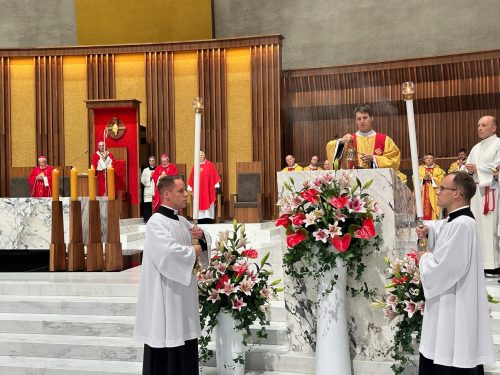 18.10.2025 – Relikwie bł. Stanisława Kostki Starowieyskiego w Świątyni Opatrzności Bożej w Warszawie