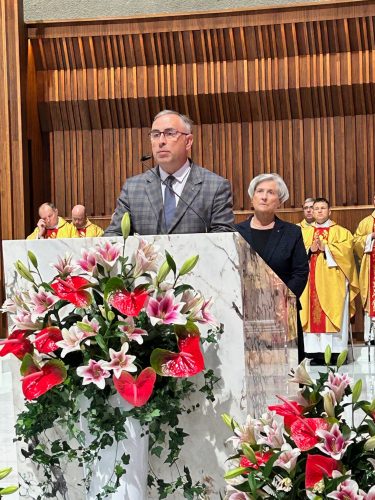 18.10.2025 – Relikwie bł. Stanisława Kostki Starowieyskiego w Świątyni Opatrzności Bożej w Warszawie