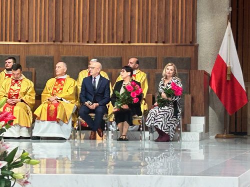 18.10.2025 – Relikwie bł. Stanisława Kostki Starowieyskiego w Świątyni Opatrzności Bożej w Warszawie