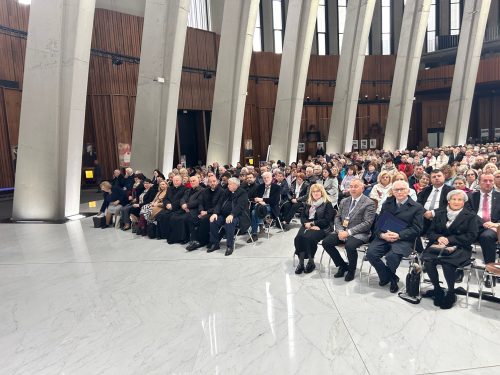 18.10.2025 – Relikwie bł. Stanisława Kostki Starowieyskiego w Świątyni Opatrzności Bożej w Warszawie